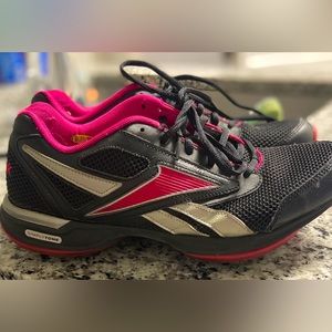 Womens Reebok Sz 11M
